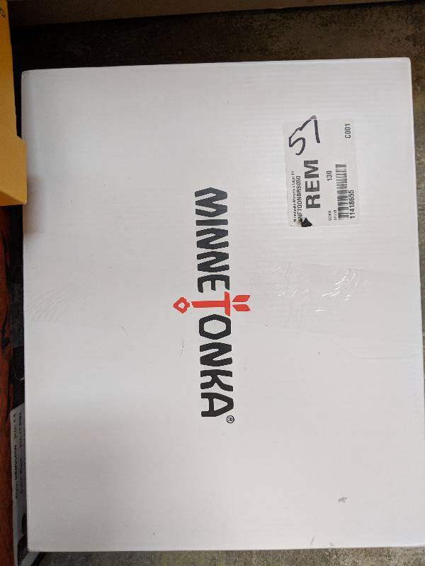 lot 57 image: Minnetonka Women�s 5-Layer Fringe Boot - Brown 5