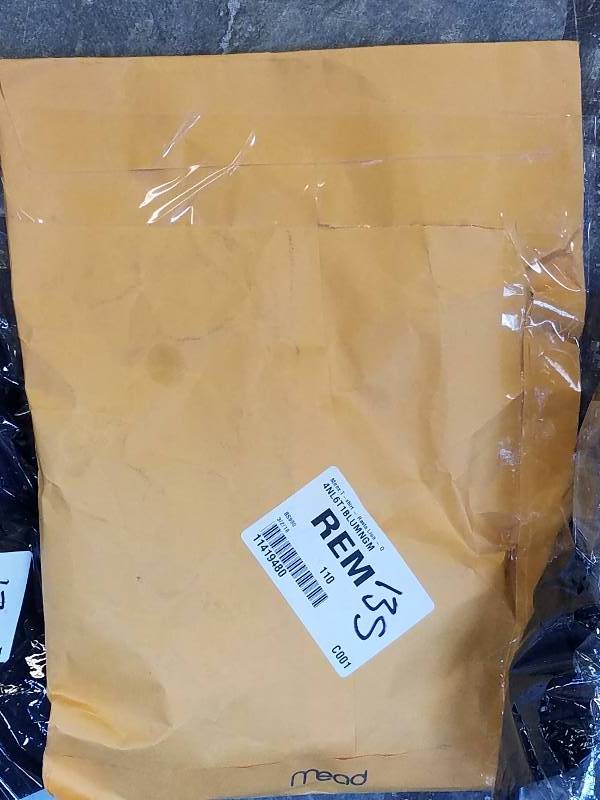 lot 135 image: Los Angeles Pop Art Men�s Short-Sleeved Tee - Rasta LionOne Love Blue M