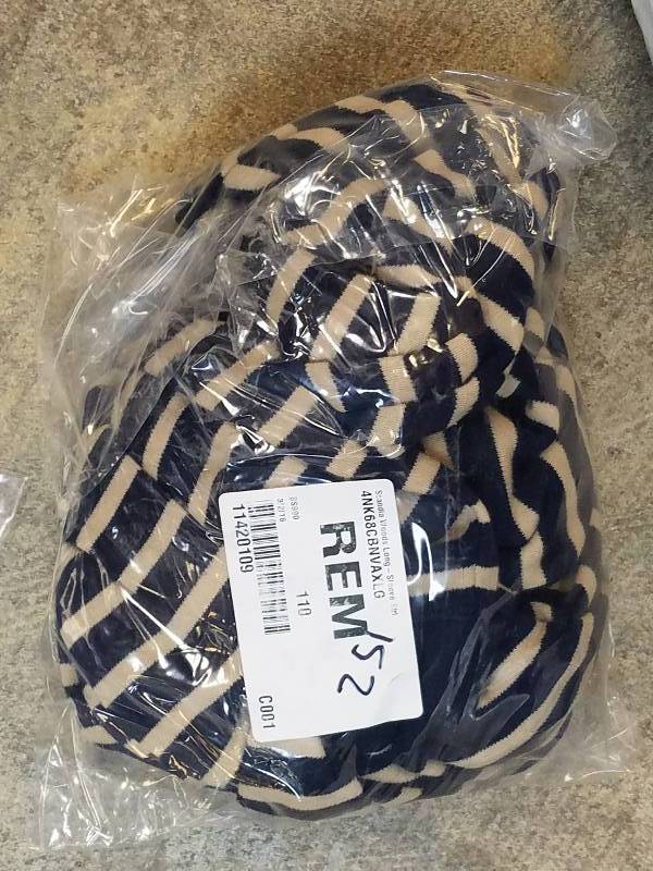 lot 152 image: Scandia Woods Long-Sleeve Stripe Crew - Navy X Large