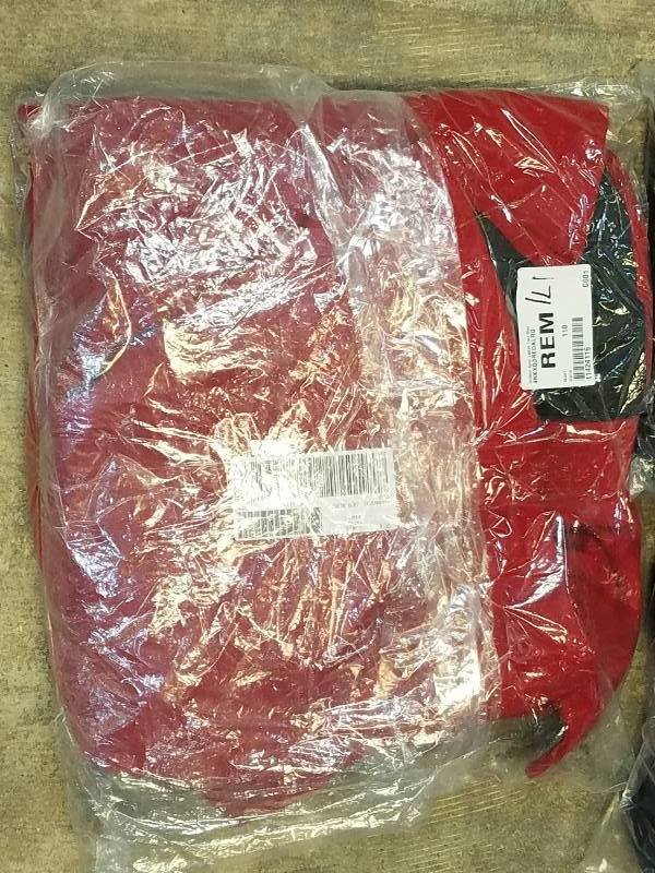 lot 171 image: Outdoor Spirit Short Hooded Coat with Scarf - Red Large