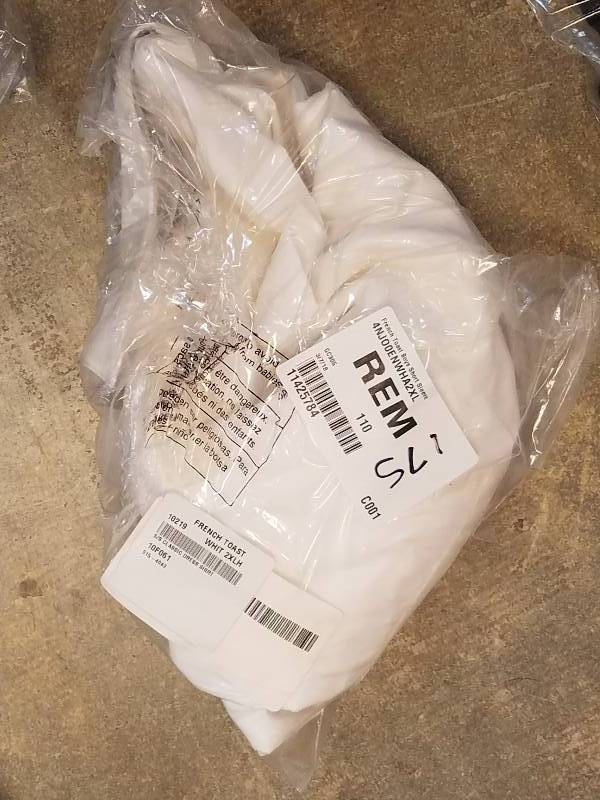 lot 175 image: French Toast Boys� L-2XL Short-Sleeved Classic Dress Shirt - White 2XL