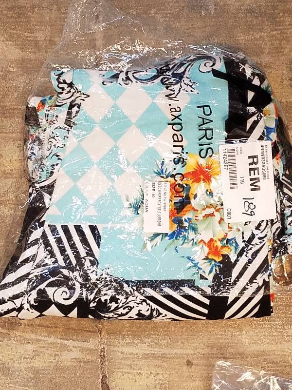 lot 189 image: AX Paris Womens Check-Floral Print Cropped Jumpsuit - Aqua 6