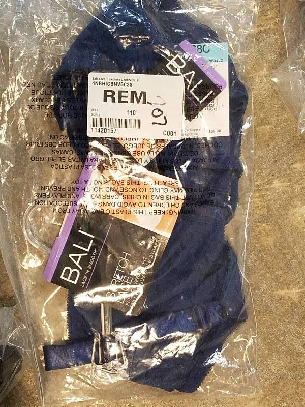 lot 207 image: Bali Lace Seamless Underwire Bra - Navy 38 C