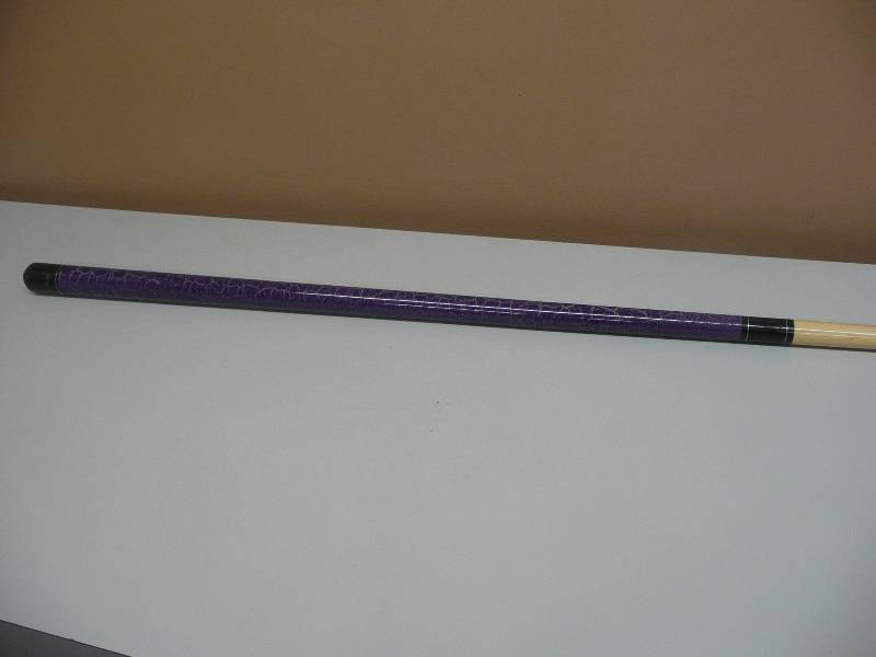 lot 6 image: HAMPTON PURPLE PEOPLE EATER POOL CUE  - COOL PIECE - SEE PICTURES