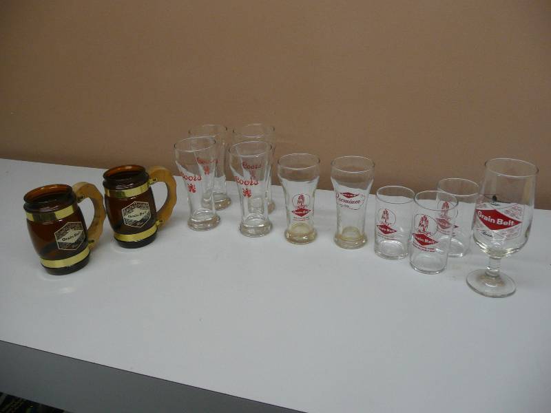 lot 14 image: VINTAGE GRAIN BELT BEER GLASSES - 8 TOTAL, 4 COORS - SEE PICTURES