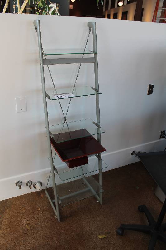 lot 156 image: 3-Tier Glass Display Rack