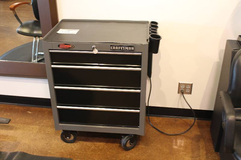 lot 233 image: Craftsman 4-Drawer Locking Rolling Tool Chest w Key