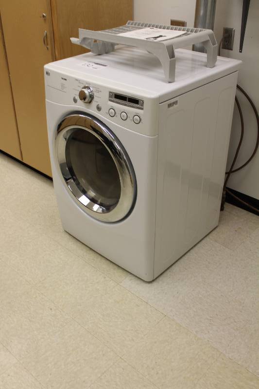 lot 132 image: LG Gas Clothes Dryer