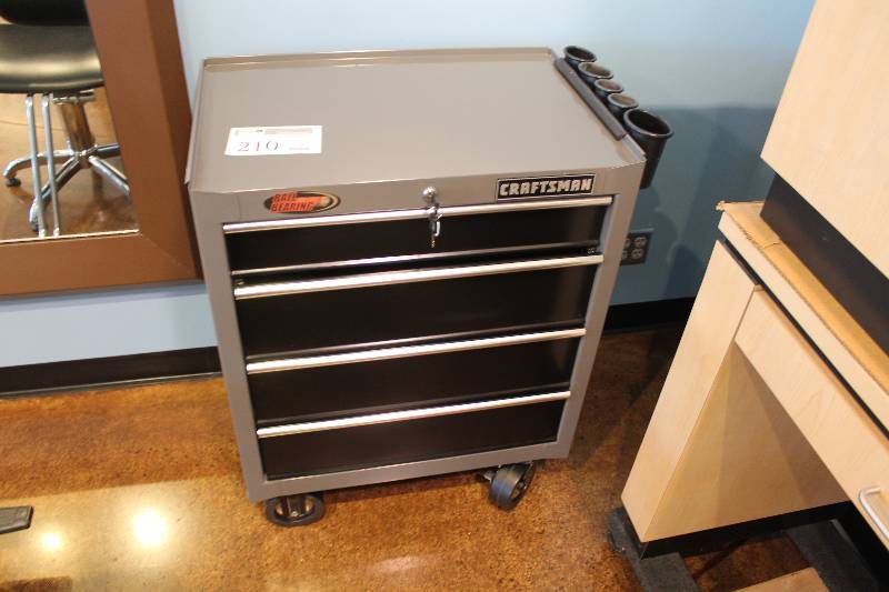 lot 210 image: Craftsman 4-Drawer Locking Rolling Tool Chest w Key