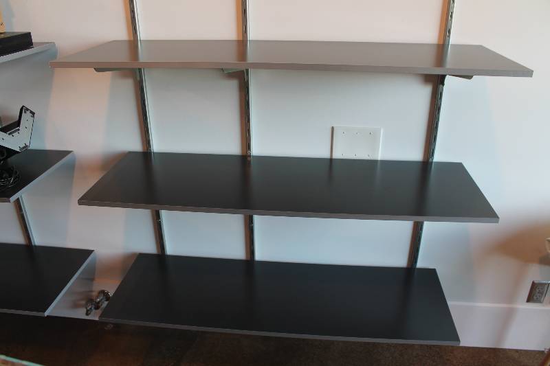 lot 276 image: 3-Shelf System