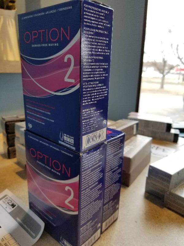 lot 365 image: Lot of (3) Option 2 Damage Free Waving