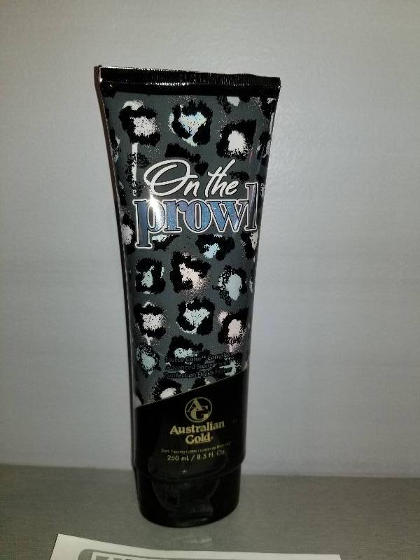 lot 295 image: Australian Gold On The Prowl Dark Tanning Lotion