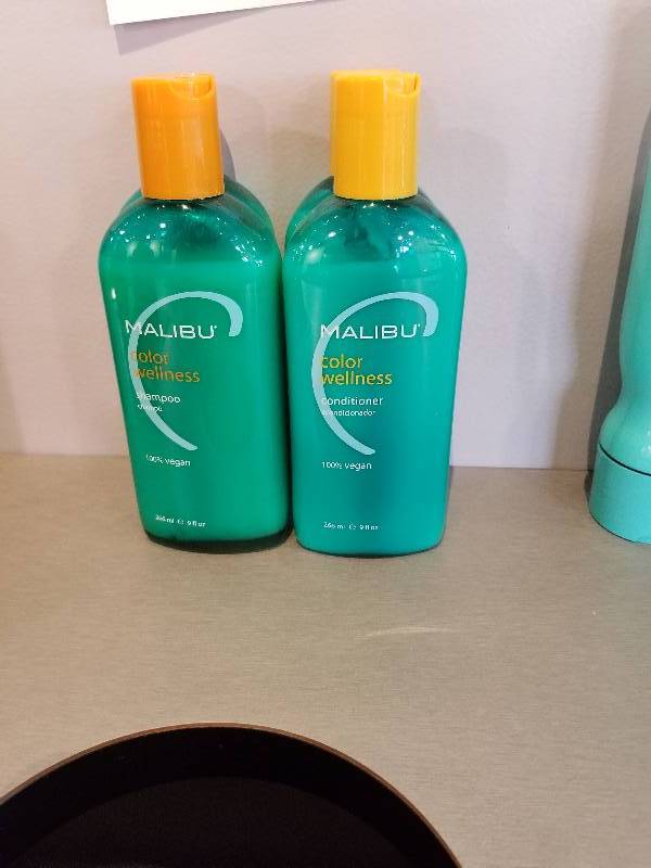 lot 315 image: Lot of (4) Malibu Color Wellness Vegan Hair Care Products - 2) Shampoo, 2) Conditioner
