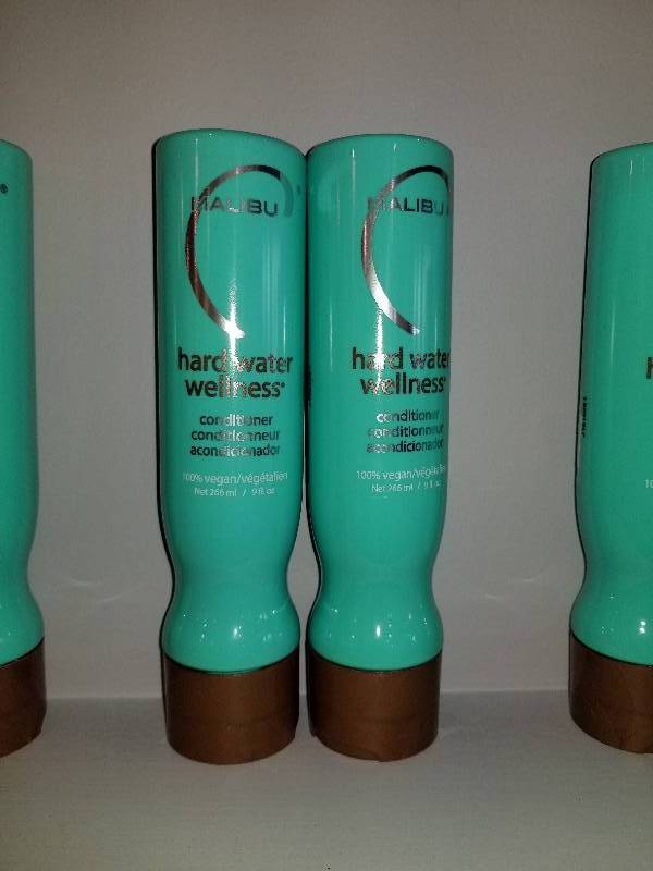 lot 321 image: Lot of (2) Malibu Swimmers Wellness Conditioner