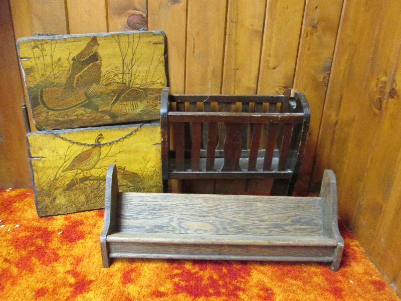 lot 42 image: Book & Magazine Rack