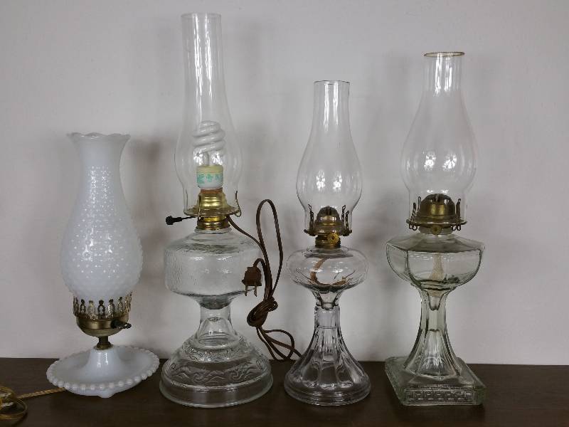 lot 70 image: Milk Glass Table Lamp, (3) Kerosene Lamps (One Electrified)