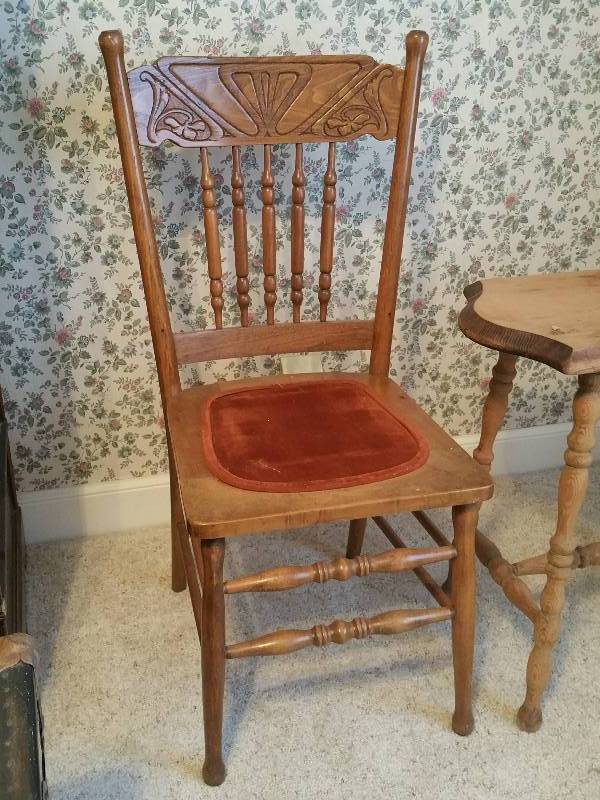 lot 15A image: Antique Pressed Back Chair & Table
