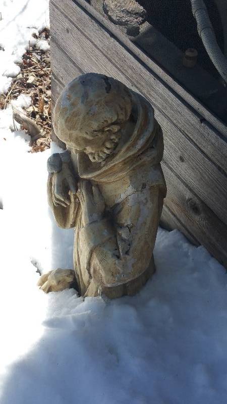 lot 109 image: Garden Statue