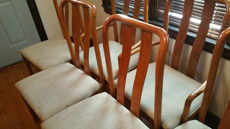 lot 16B image: (6) Mid Century Modern Drexel Heritage Ash Chairs