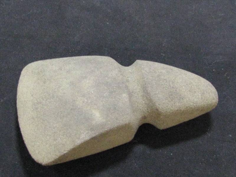 lot 7 image: Native American Stone Hatchet Head