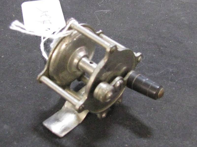 lot 28 image: Trade Reel 40yd Fly Reel