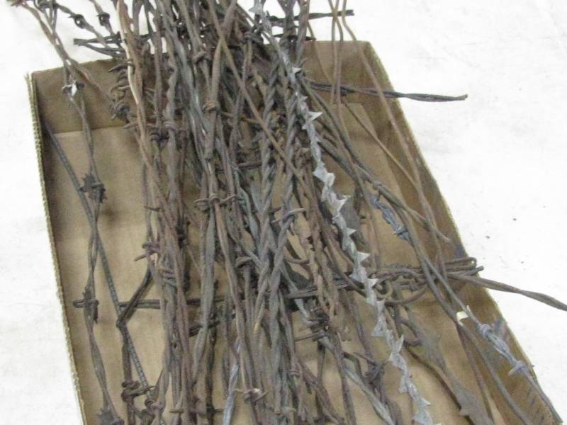 lot 106 image: Assorted Barb Wire