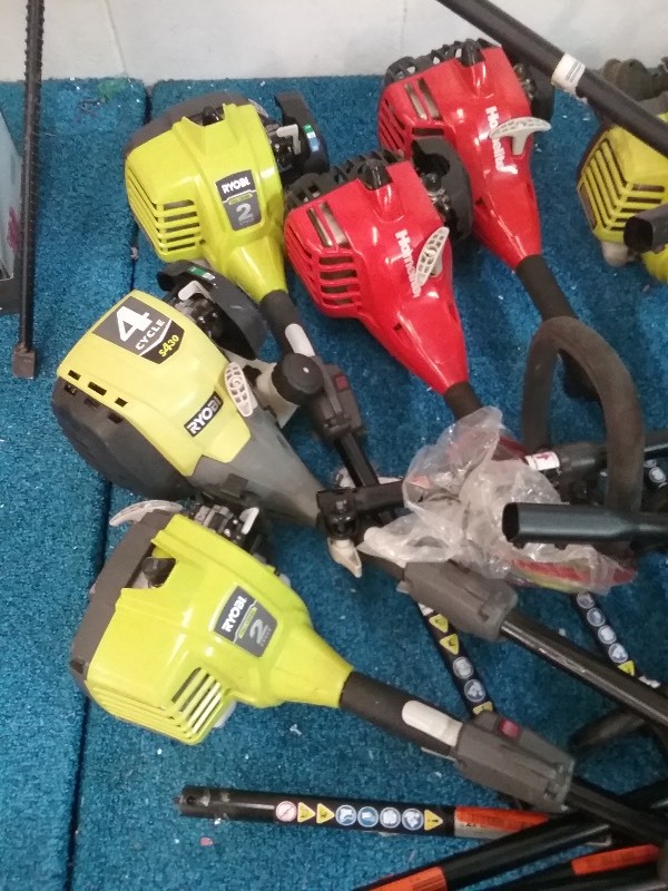 Pallet of Weed Whipper Motors a Heads