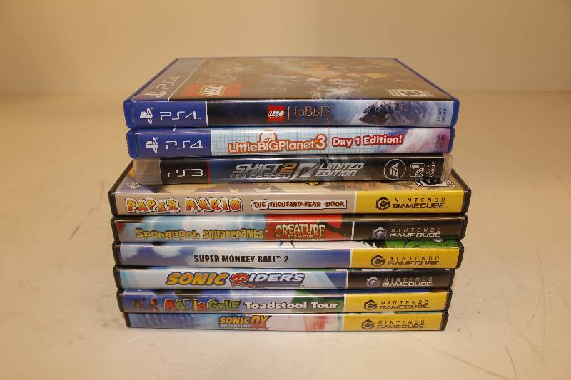 lot 20 image: Lot of 9 PS4, PS3, and GameCube games