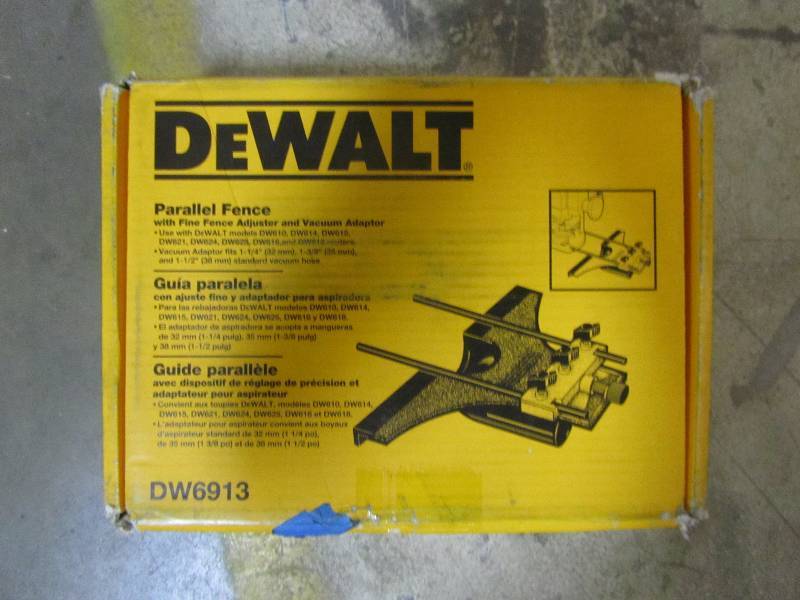 lot 9 image: DEWALT Universal Edge Guide with Dust Collection