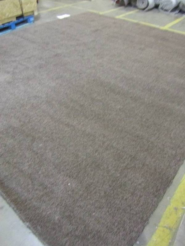 lot 42 image: carpet roll