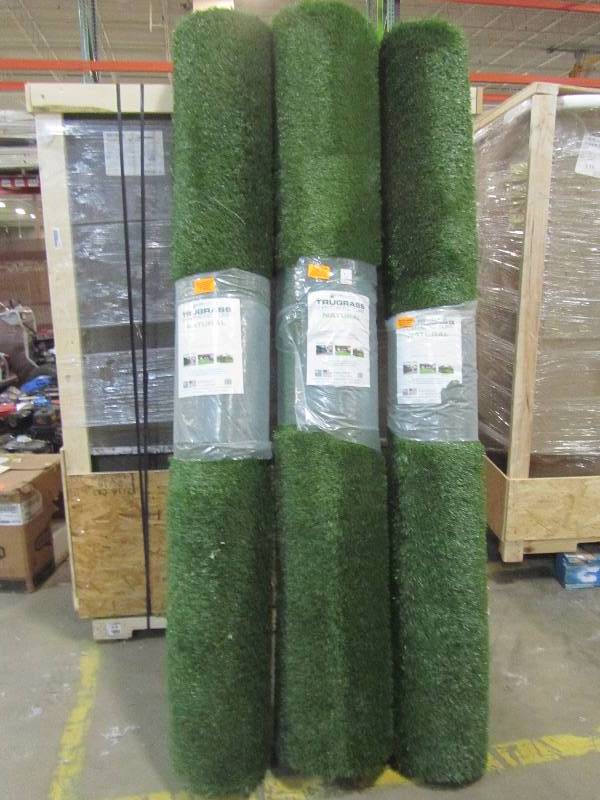 lot 50 image: 7.5x13 turf