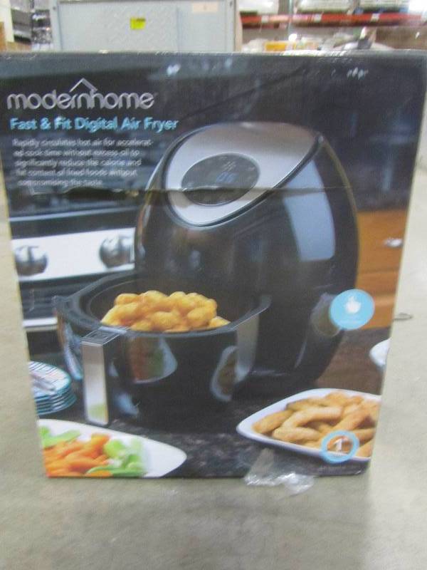 lot 79 image: modernhome Fast and Fit Digital Air Fryer