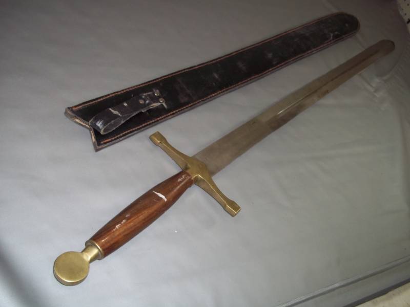 33 Sward with Sheath