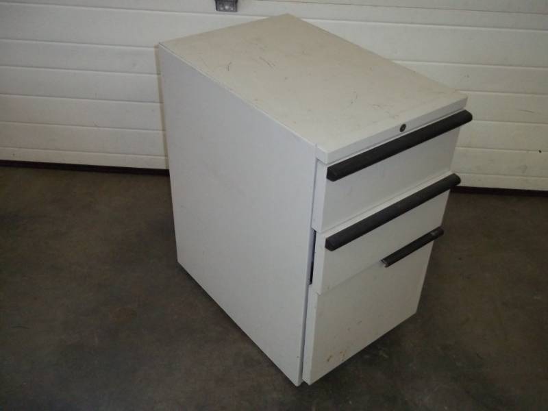Heavy Duty file cabinet on wheels