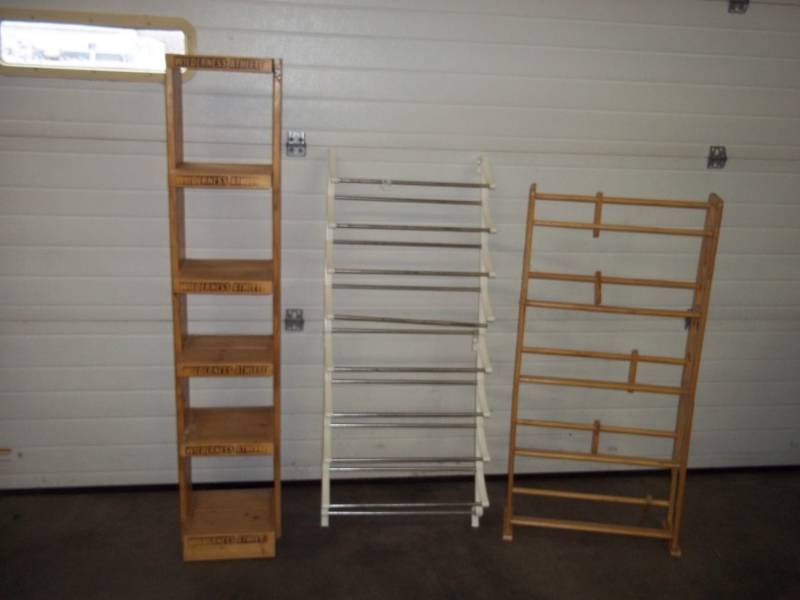 3 Shelves