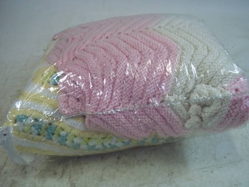 Afghans and Hat and scarf set