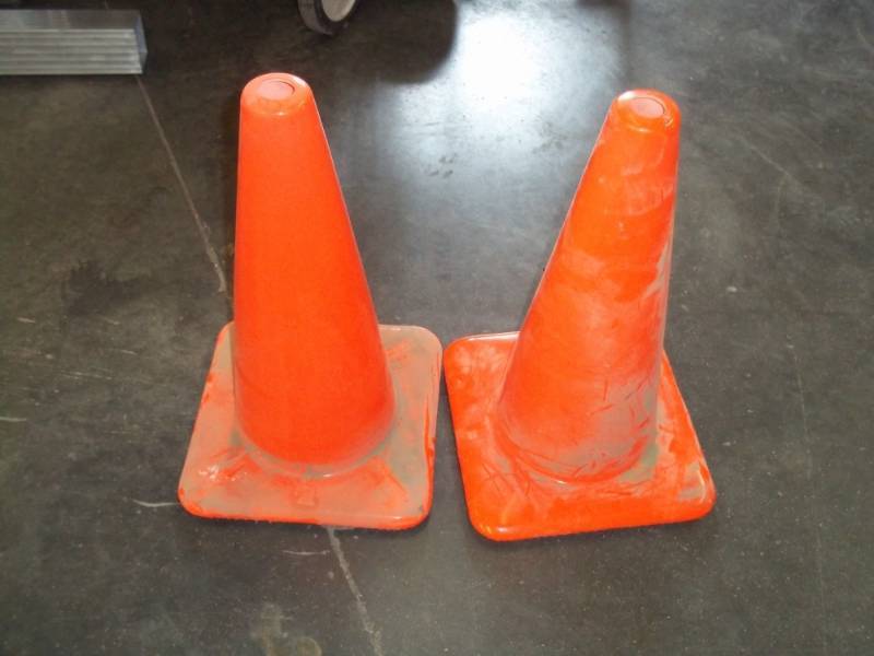 Pair of 18 Traffic Cones