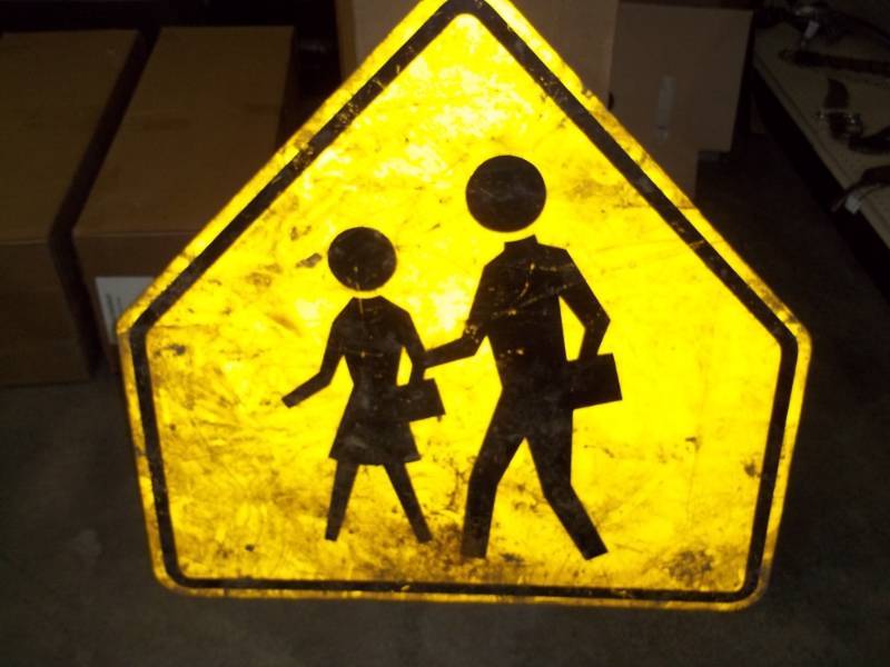 Cross walk sign