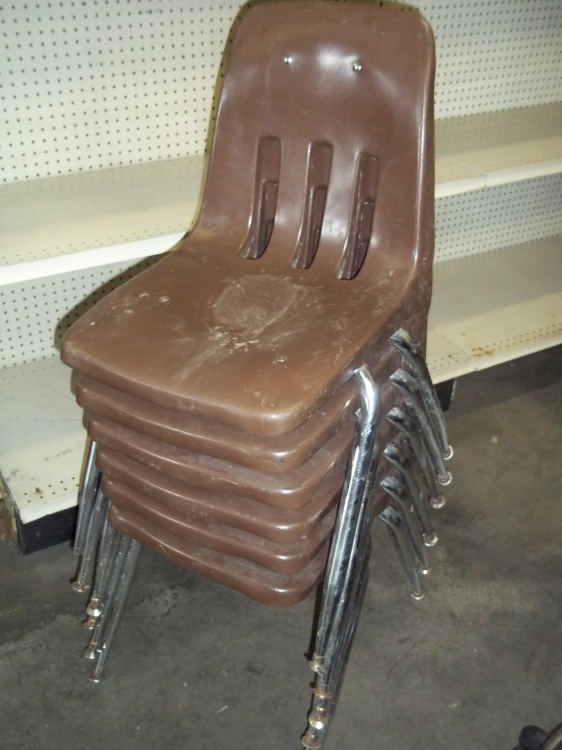 6 Stacking Chairs Brown