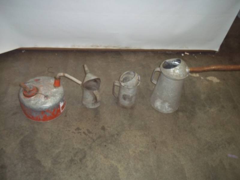 Oil and gas can