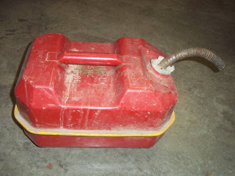 2 Gallon Gas Can