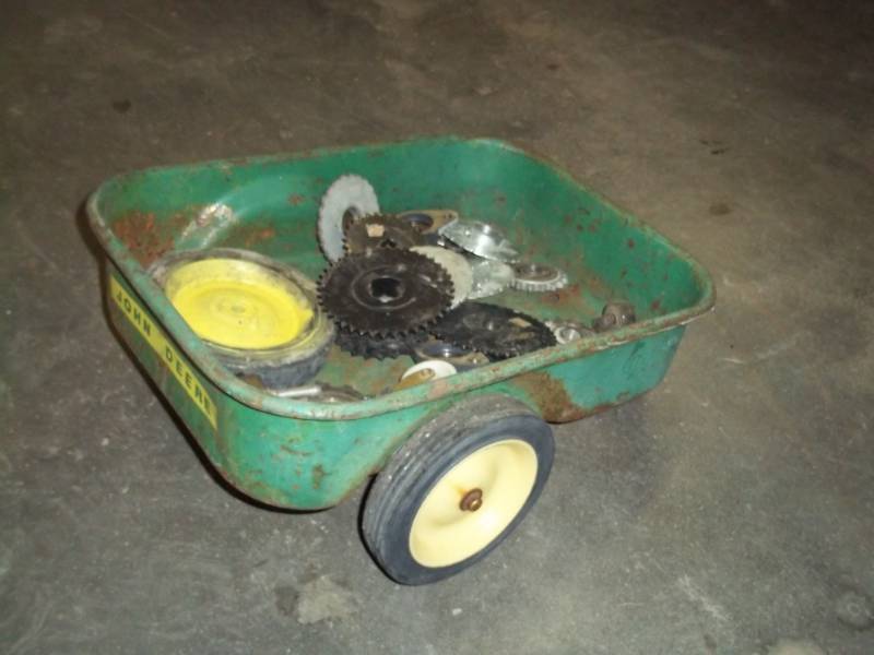 Vintage John Deere Wagon with parts