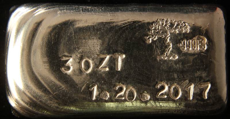 3 TROY OZ. .999 FINE SILVER DONALD TRUMP US FLAG BAR HAND POURED