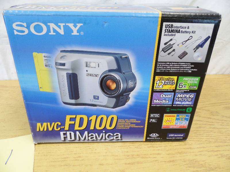 lot 1 image: Sony MVC FD100 Camera