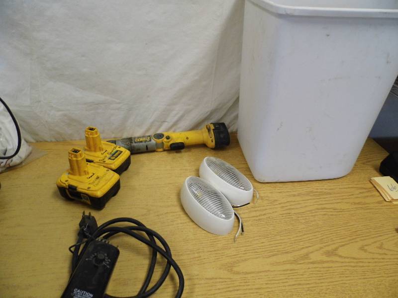 lot 66 image: DeWalt Screwgun w Batteries