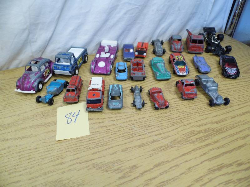 lot 84 image: Toy Cars