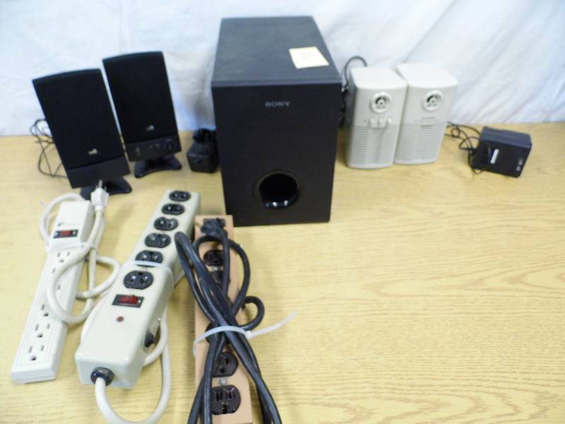 lot 88 image: Speakers - Power Strips