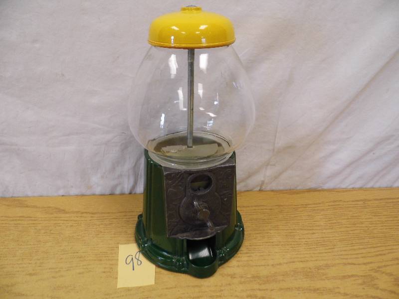 lot 98 image: Candy Machine