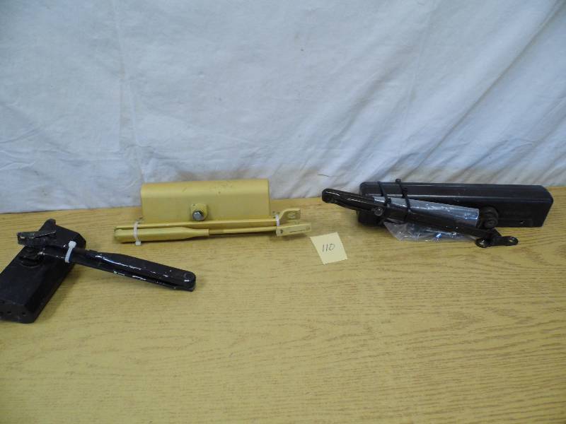 lot 110 image: Door Closers