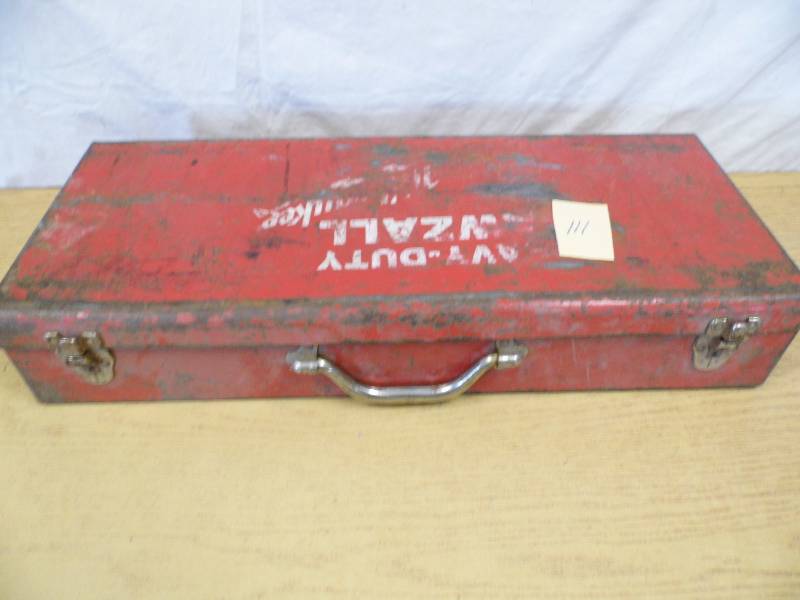 lot 111 image: Sawzall